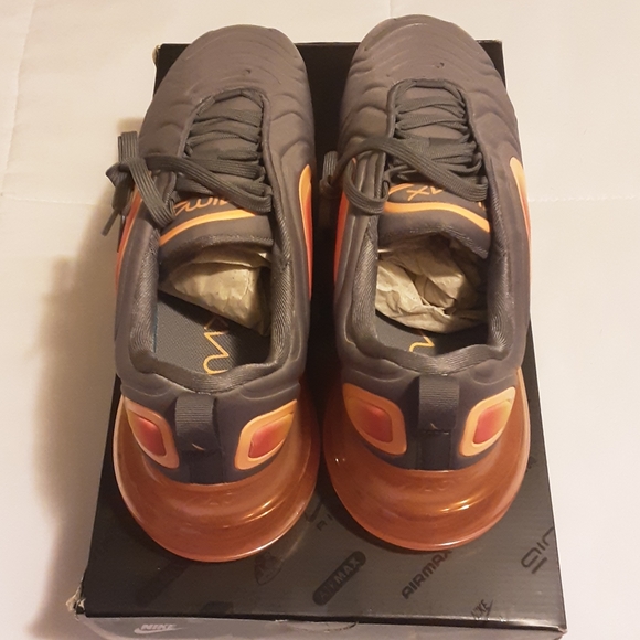 Nike Air Max 720s - Picture 4 of 5